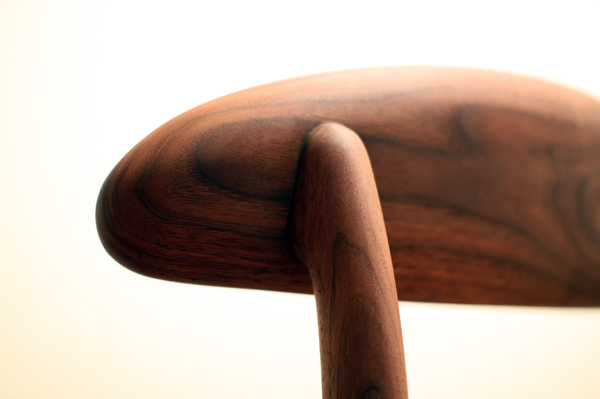 デザイナーズチェア kakiの椅子