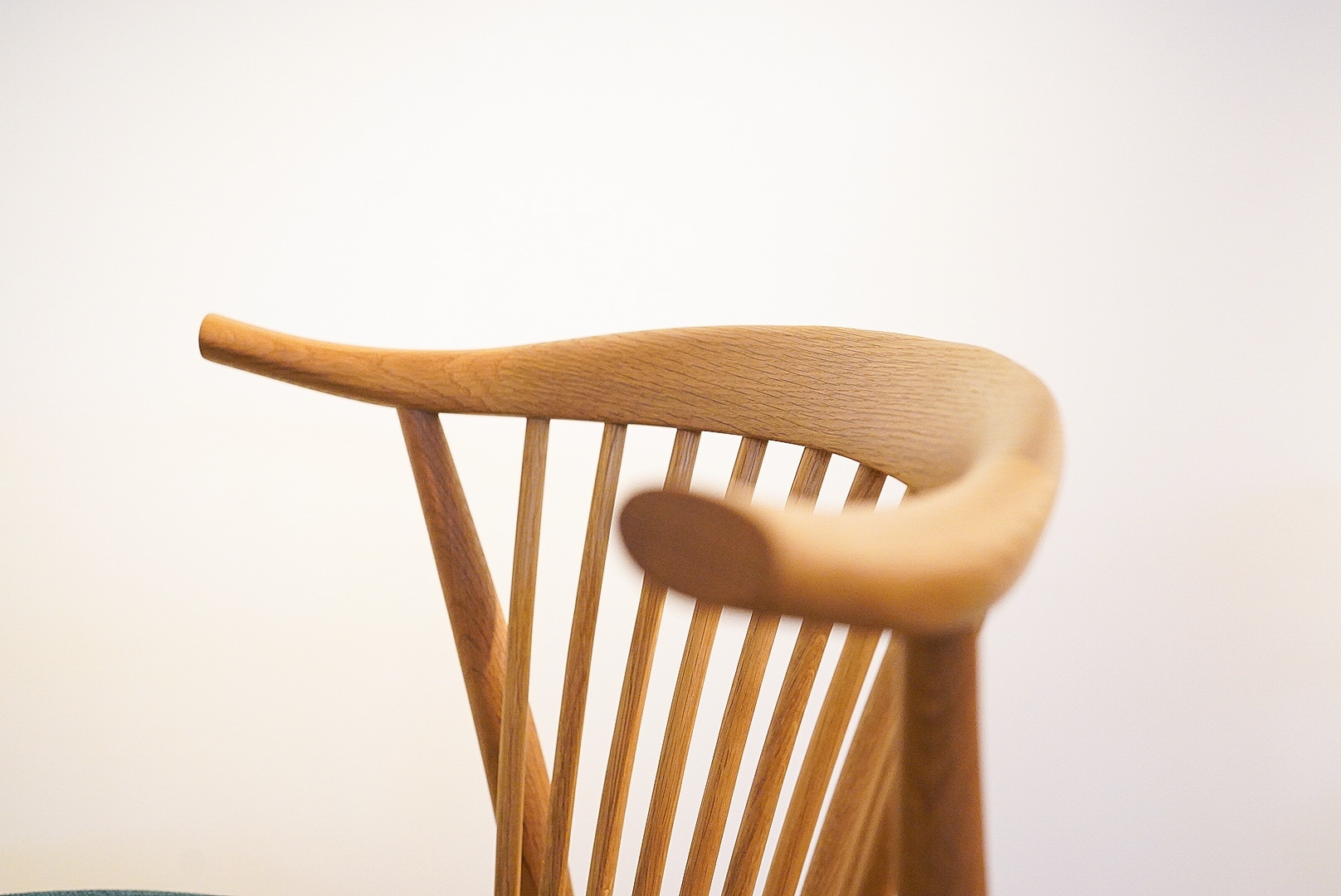 1970年に生産されていた椅子を復刻しました