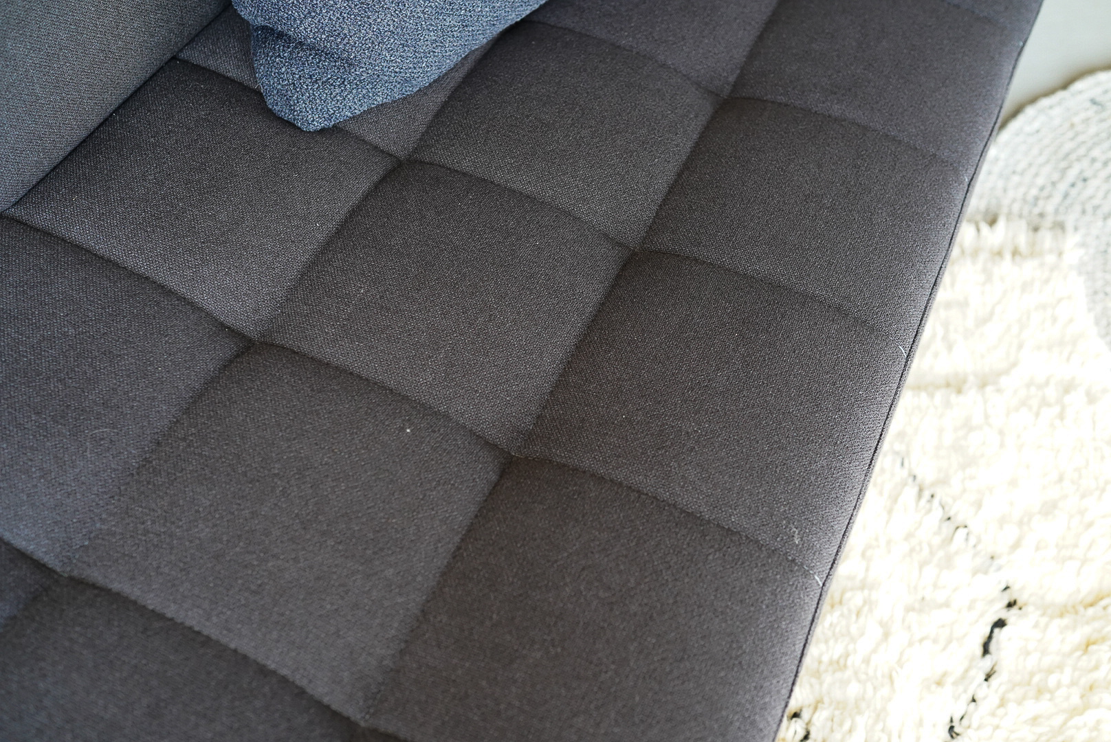 座った瞬間、思わず「おっ」と声が出る至高の座り心地のソファ formax FREEDOM フォルマックス フリーダム